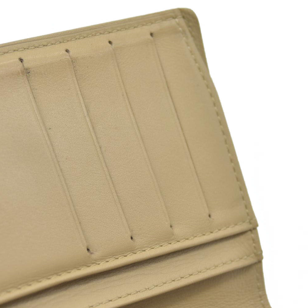 $935 Louis Vuitton 2004 Monogram Vernis French Purse