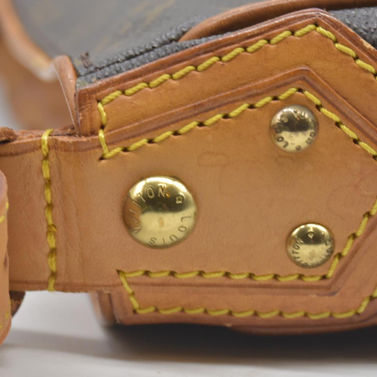 $1820 Louis Vuitton Monogram Hudson GM VI0046  CONSIGNMENT