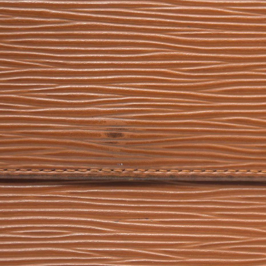 AUCTION $665 Louis Vuitton  Epi Porte Tresor International Wallet Kenyan Fawn