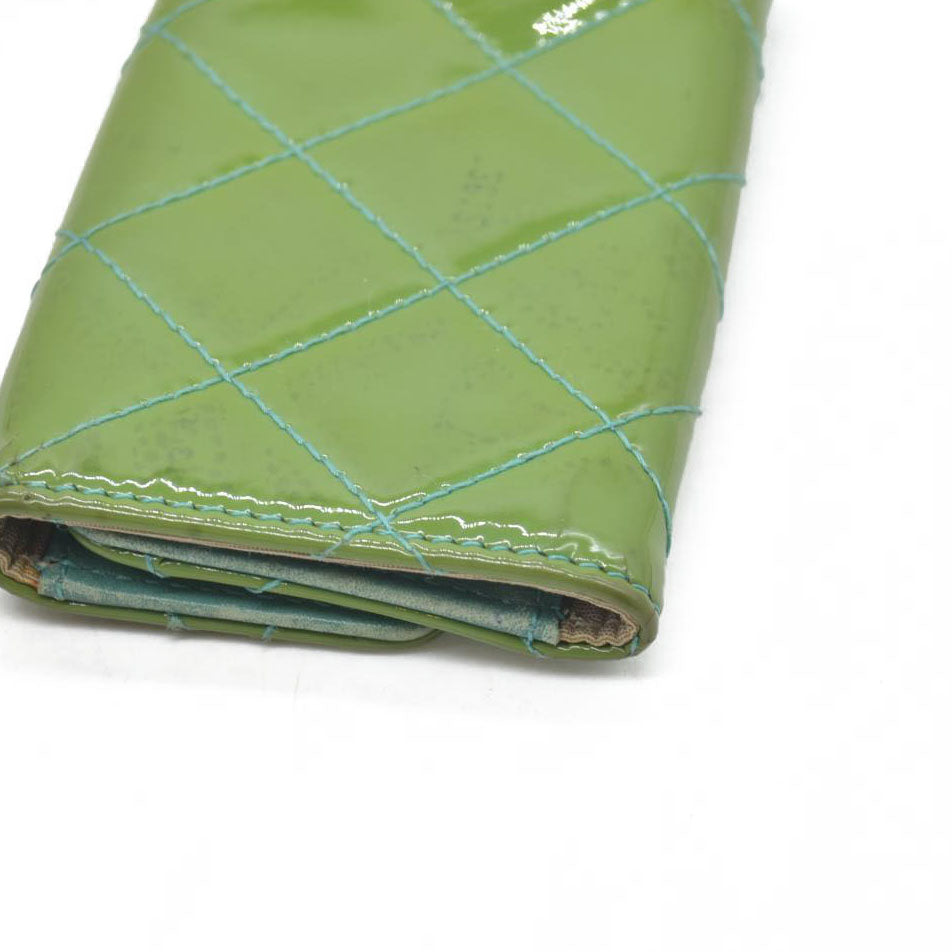 Chanel Interlocking CC Logo Patent Leather Wallet Green