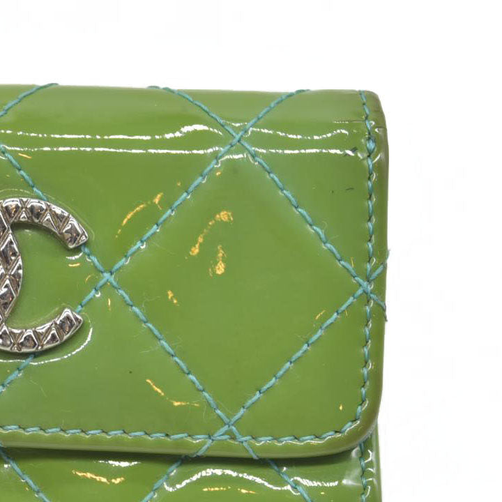 Chanel Interlocking CC Logo Patent Leather Wallet Green