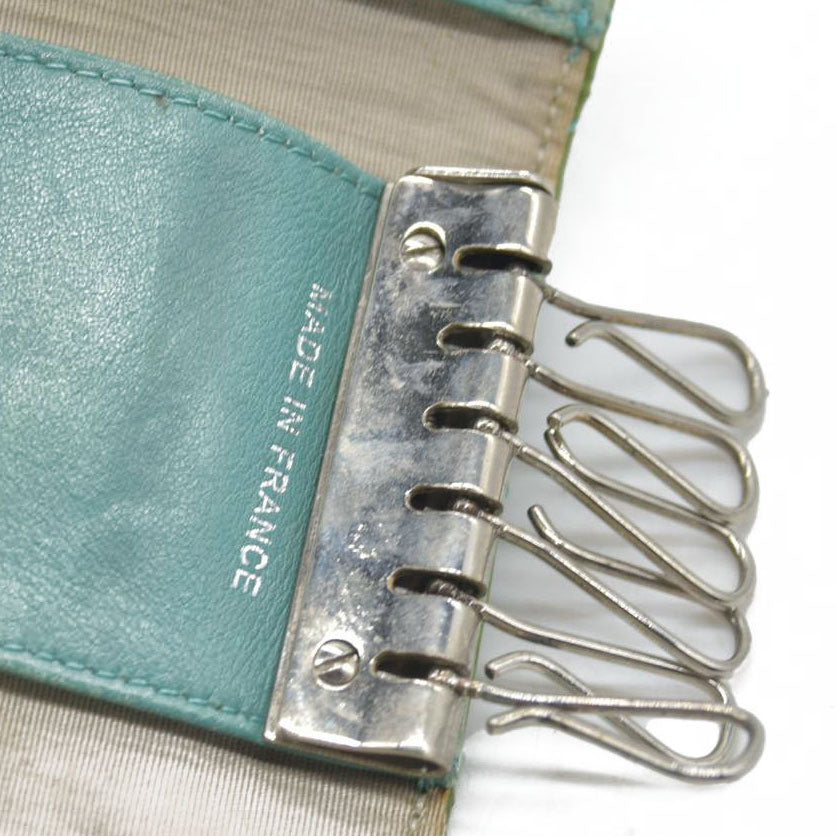 Chanel Interlocking CC Logo Patent Leather Wallet Green