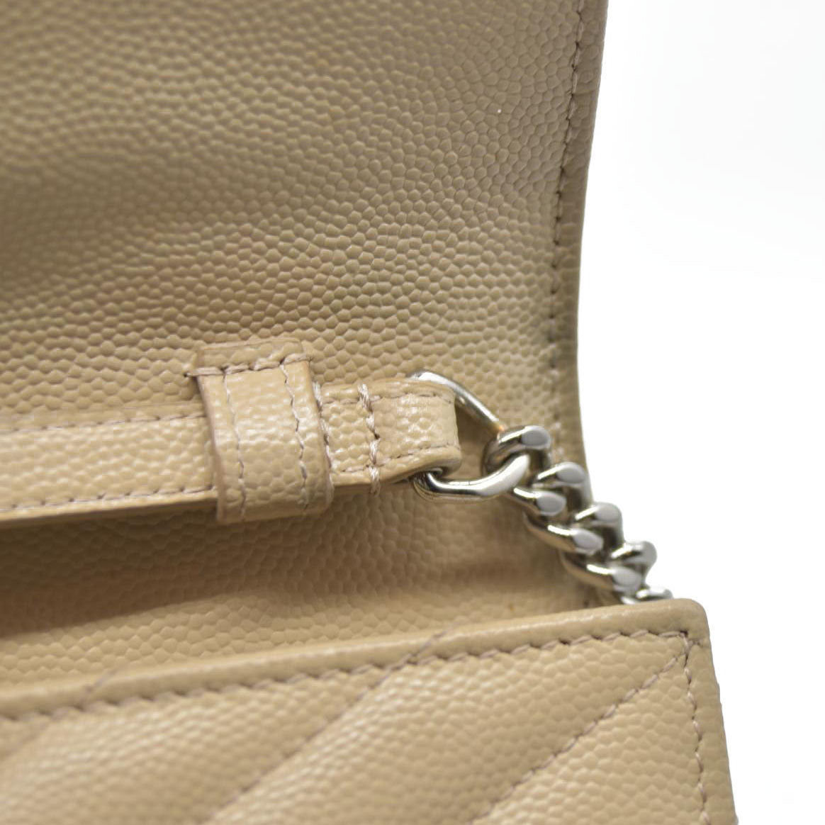 $1590 Saint Laurent Chevron Envelope Small Beige