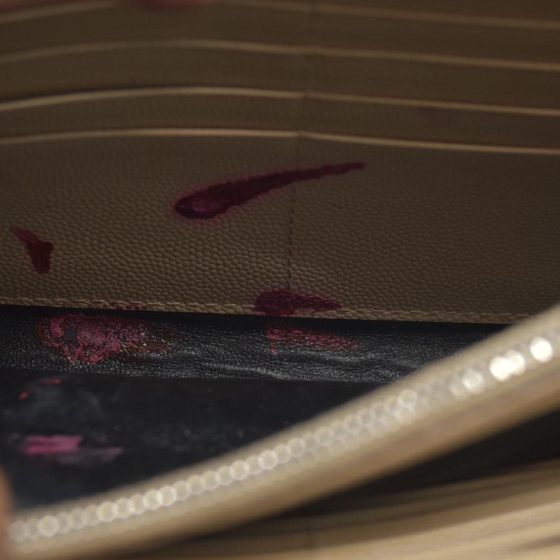 $1590 Saint Laurent Chevron Envelope Small Beige