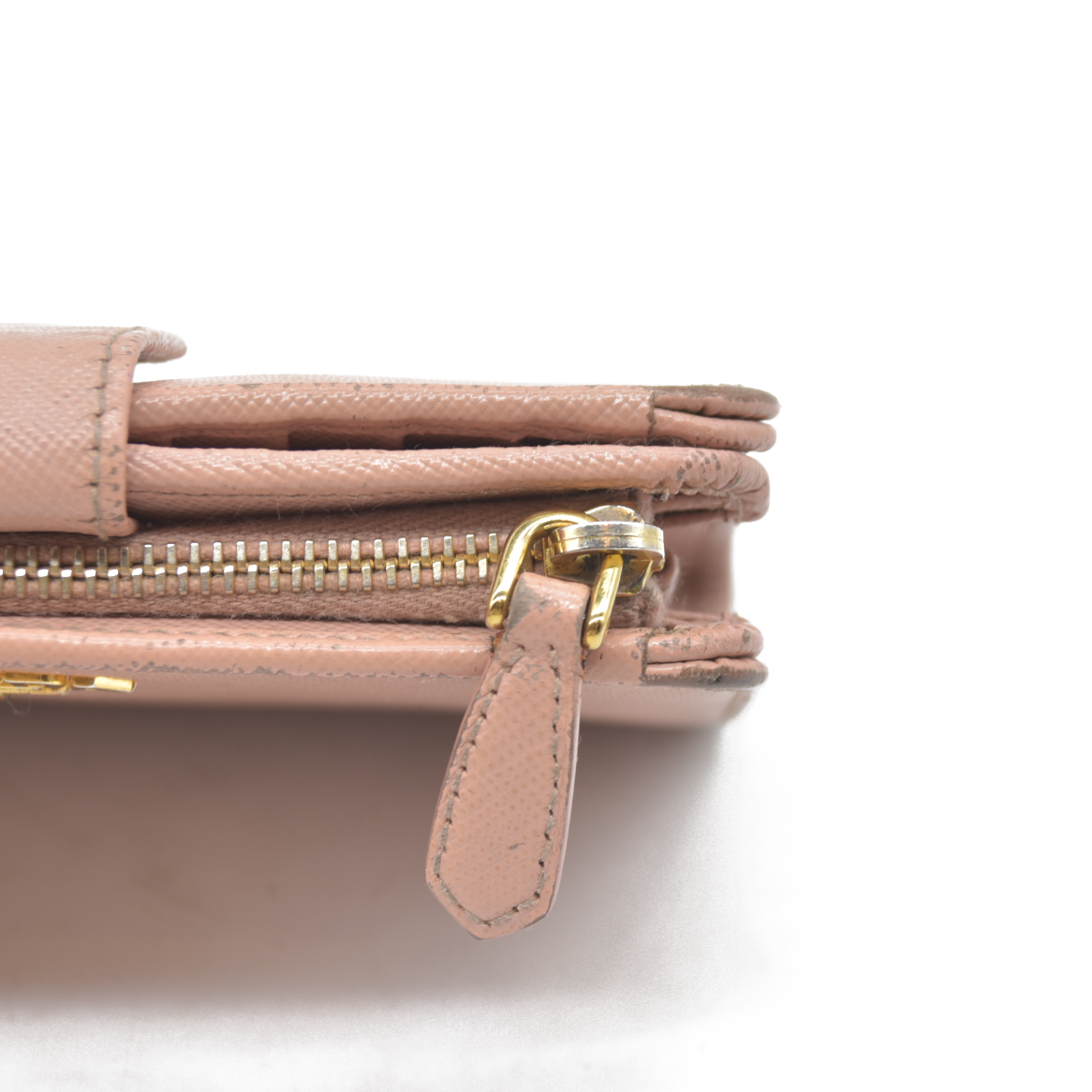 $560 Prada Saffiano Metal Compact Wallet Light Pink