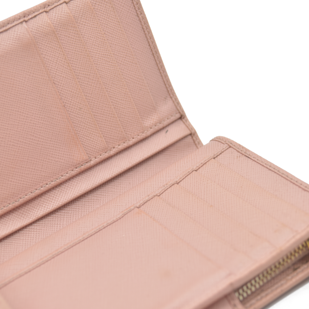 $560 Prada Saffiano Metal Compact Wallet Light Pink