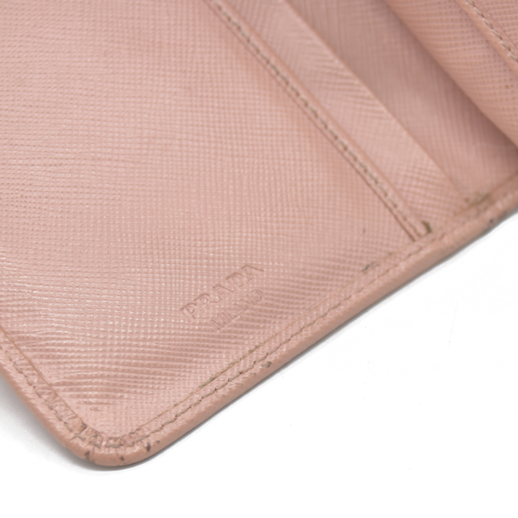 $560 Prada Saffiano Metal Compact Wallet Light Pink