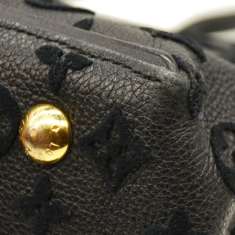 Louis Vuitton  Veau Cachemire Tote W PM Black TR0165