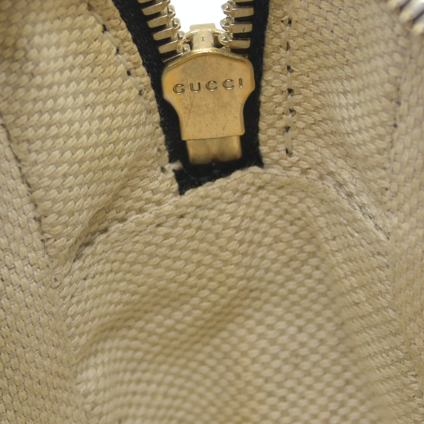 $1490 GUCCI Soho Shoulder Bag Black Leather Used Crossbody