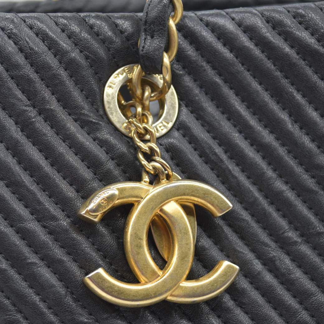 Chanel Wrinkled Lambskin Chevron Quilted Surpique Tote