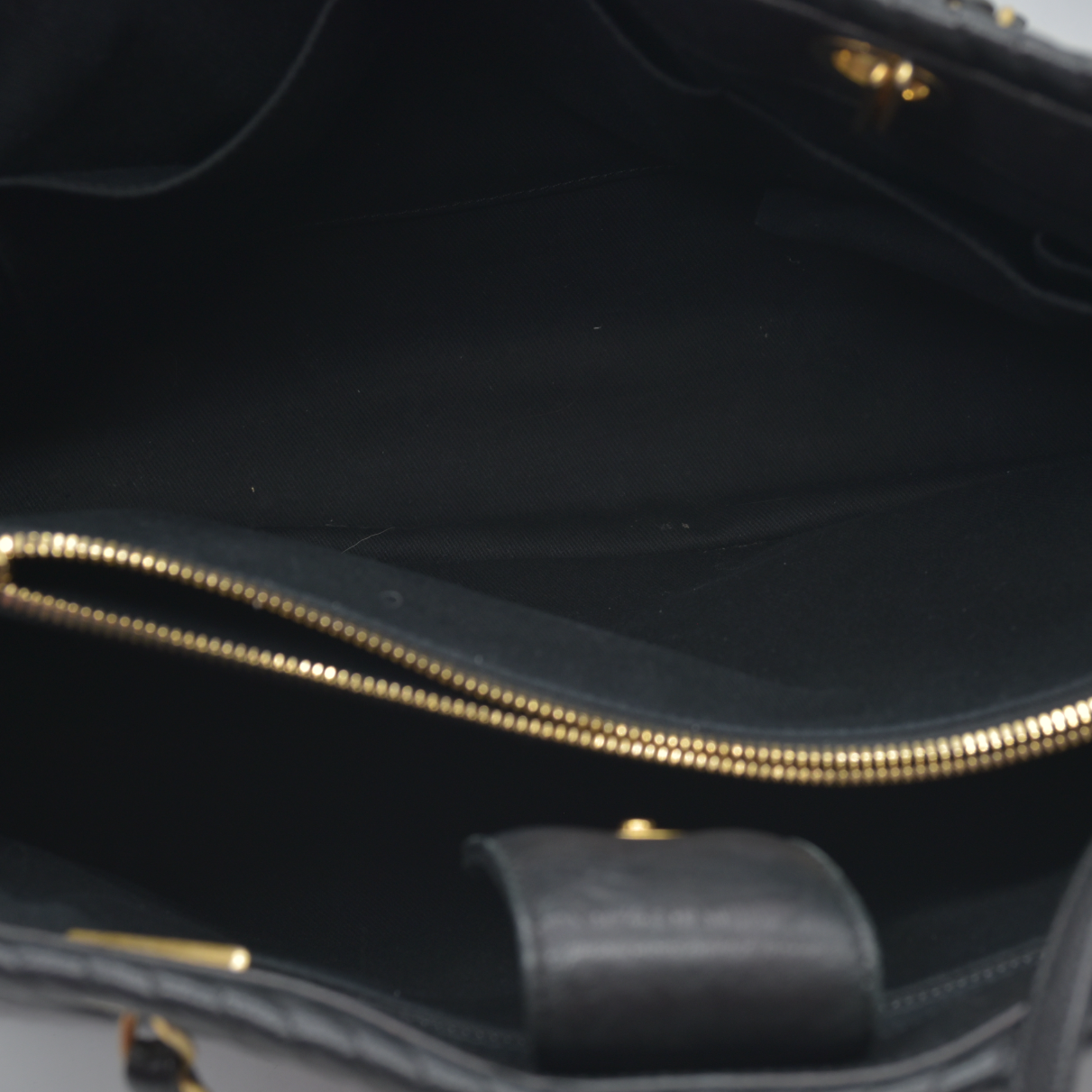 Chanel Wrinkled Lambskin Chevron Quilted Surpique Tote