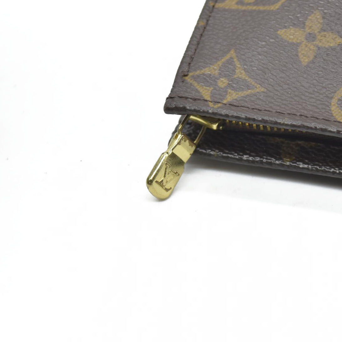 Louis Vuitton  Monogram Toiletry Pouch 19 DU1007