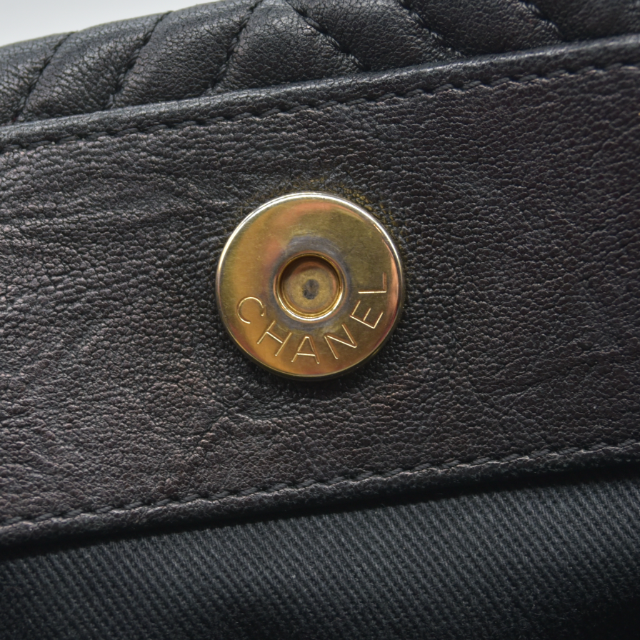 Chanel Wrinkled Lambskin Chevron Quilted Surpique Tote