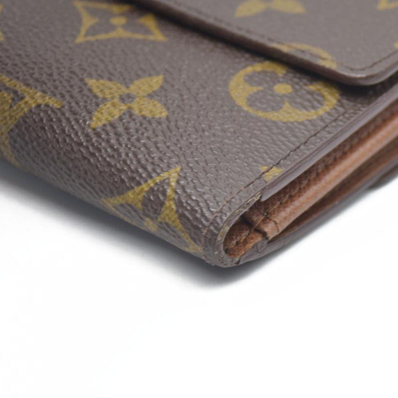 AUCTION $615 Louis Vuitton  Monogram Porte-Monnaie Billets Cartes Credit Wallet