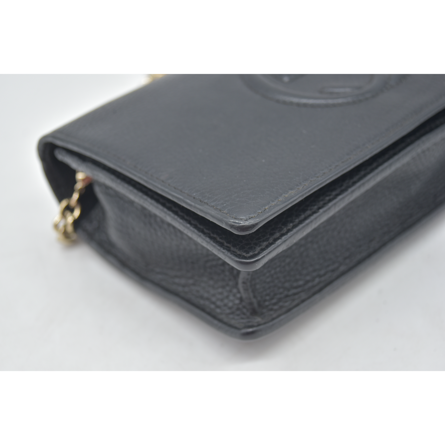 Gucci Pebbled Calfskin Soho Wallet On Chain Black