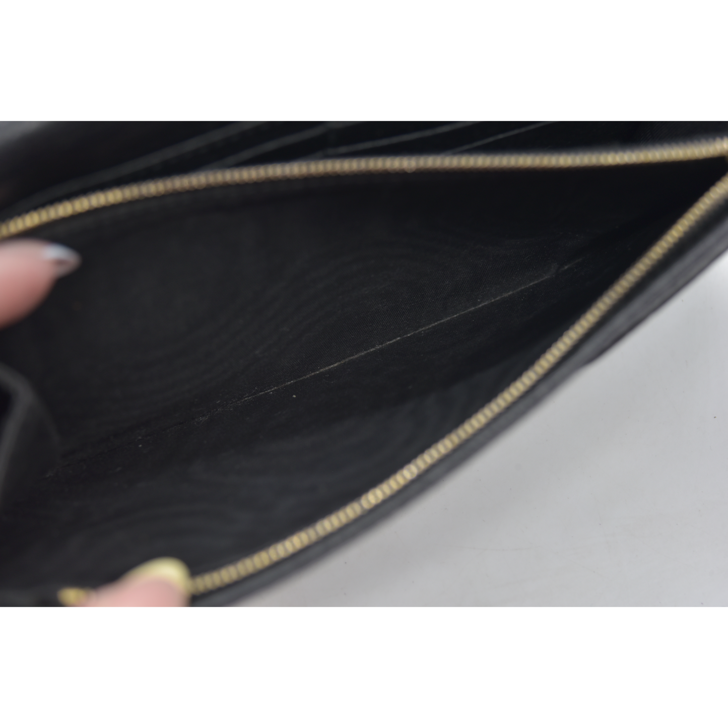 Gucci Pebbled Calfskin Soho Wallet On Chain Black