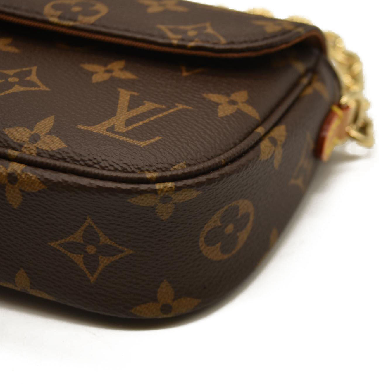 Louis Vuitton  Monogram Ivy Wallet On Chain RFID