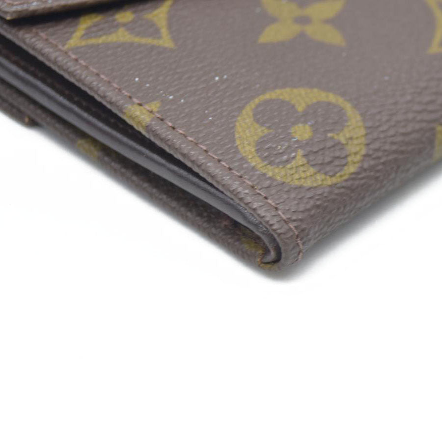 AUCTION $650 Louis Vuitton  Monogram Elise Wallet