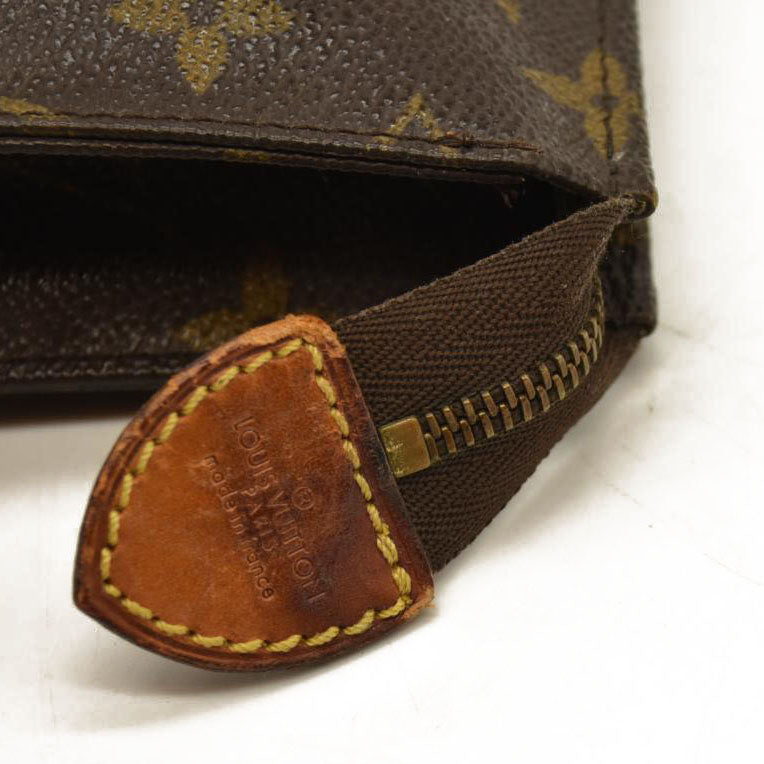 Louis Vuitton  Monogram Toiletry Pouch 15 874TH