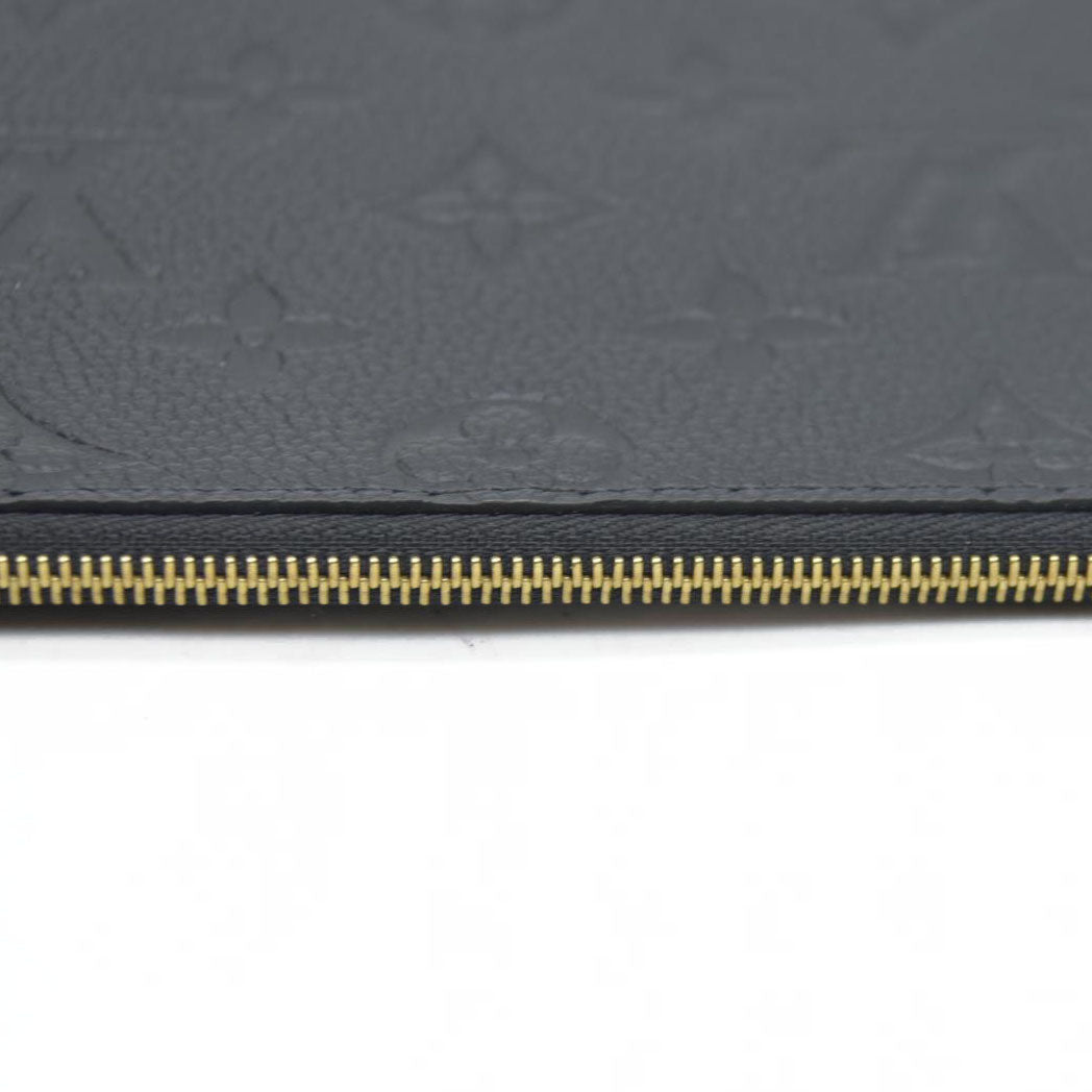 $1720 LOUIS VUITTON  Epi Pochette Felicie Black  Noir $1720 Zipper Pouch