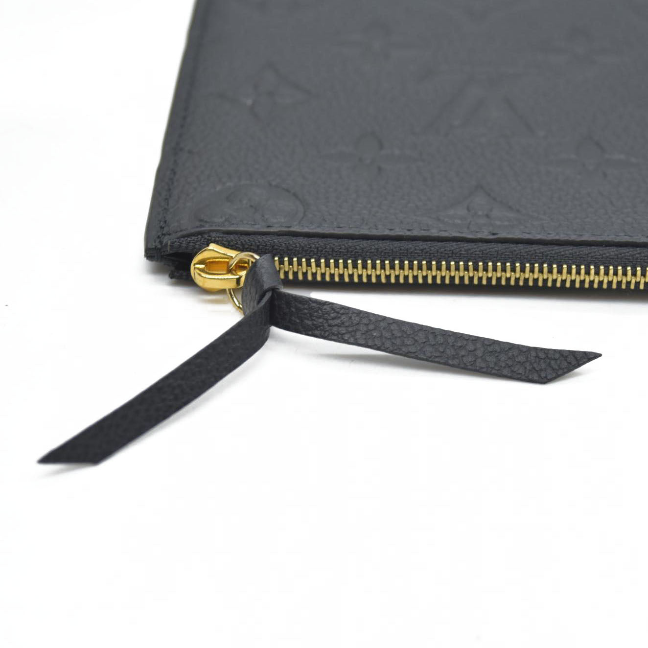 $1720 LOUIS VUITTON  Epi Pochette Felicie Black  Noir $1720 Zipper Pouch