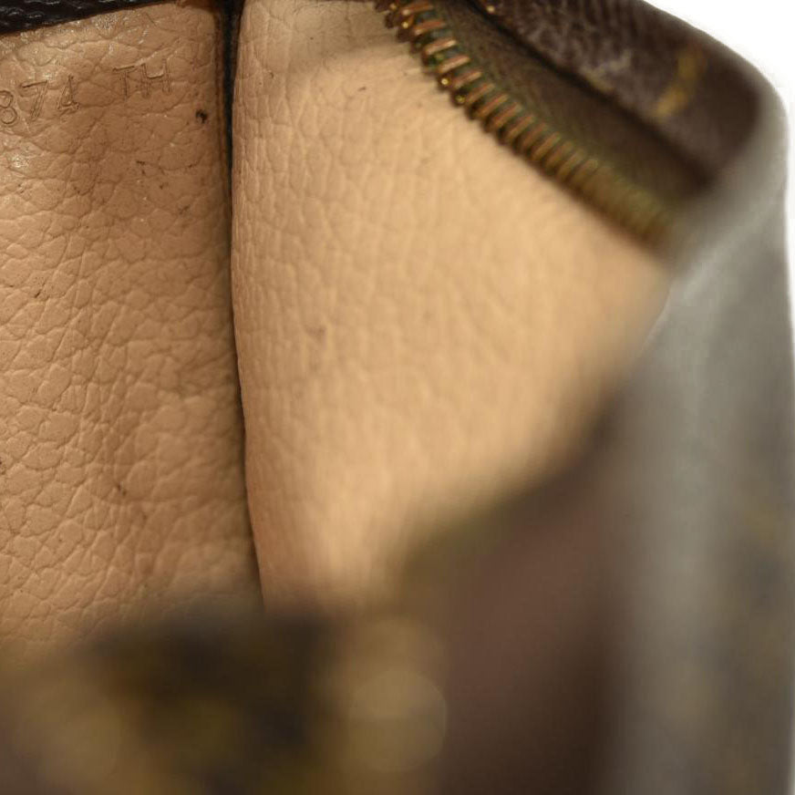 Louis Vuitton  Monogram Toiletry Pouch 15 874TH