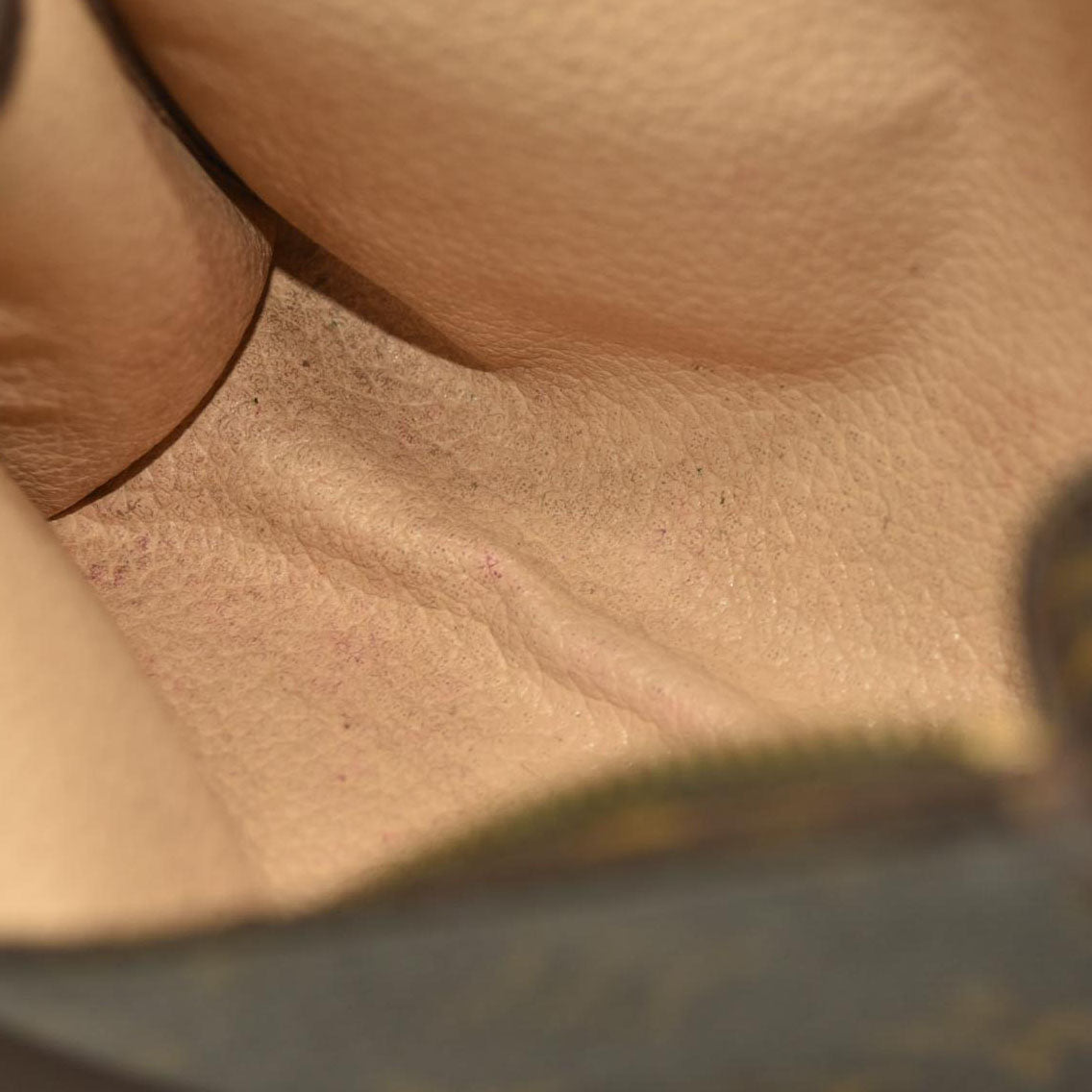 Louis Vuitton  Monogram Toiletry Pouch 15 TH1911