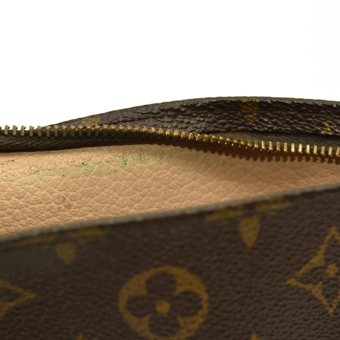 Louis Vuitton  Monogram Toiletry Pouch 15 TH1911
