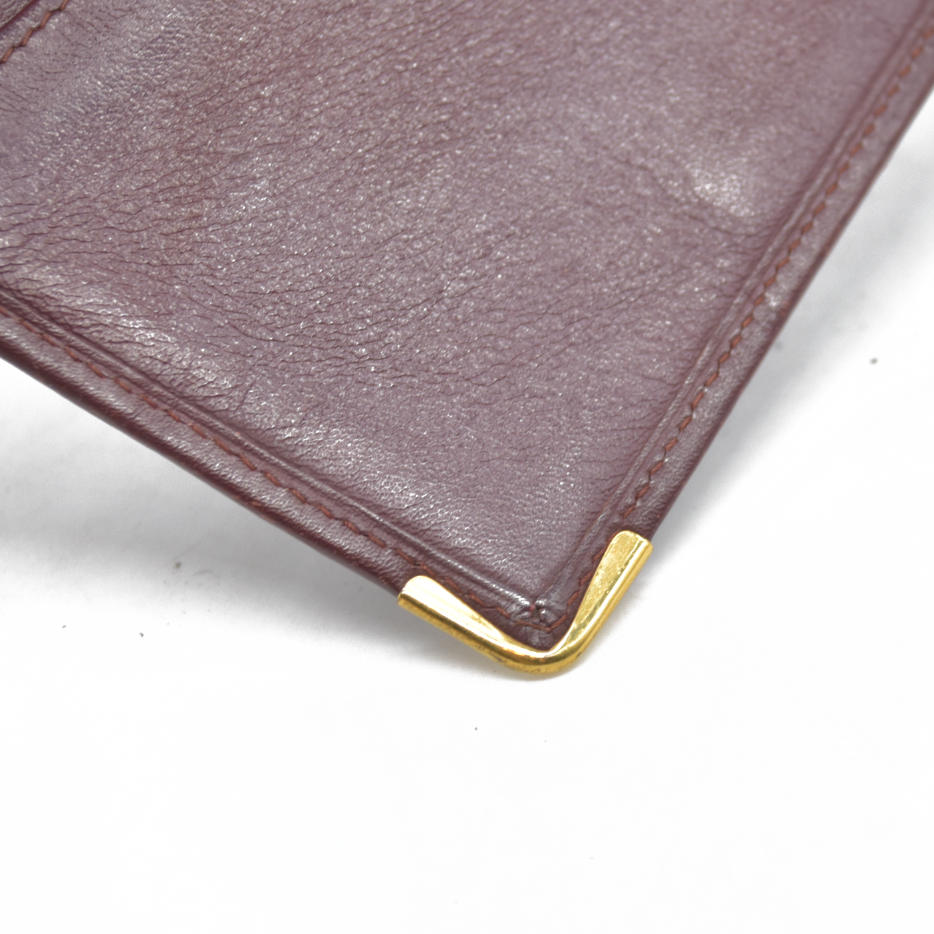 $590 Cartier Leather Bifold Wallet Burgundy
