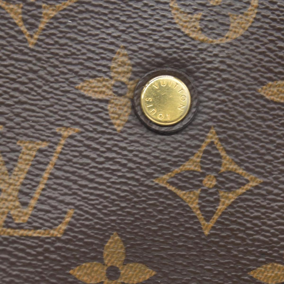$2910 Louis Vuitton Monogram Montaigne MM