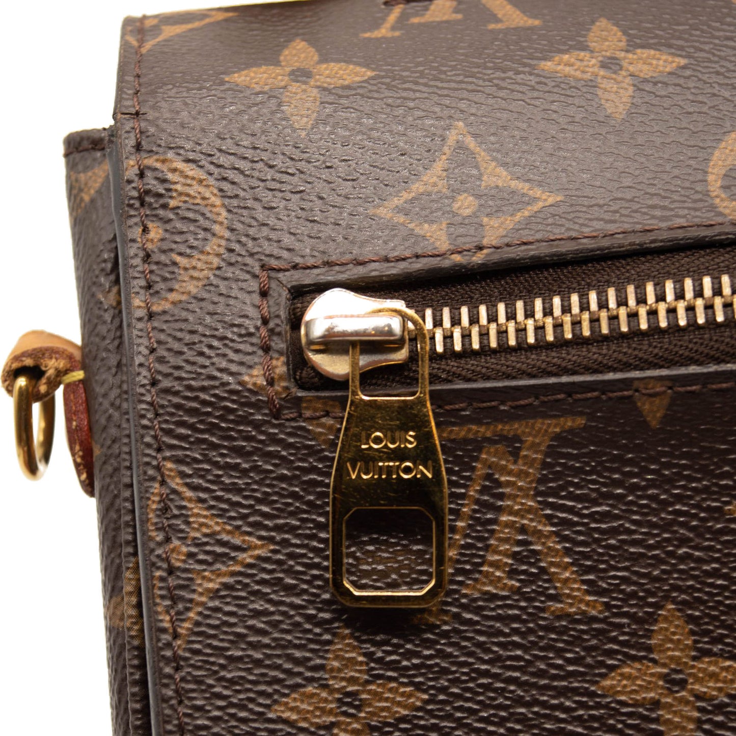 LOUIS VUITTON Monogram Pochette Metis PL3116