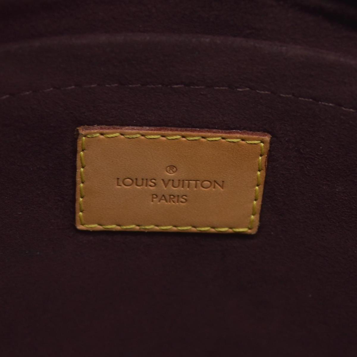 $2910 Louis Vuitton Monogram Montaigne MM