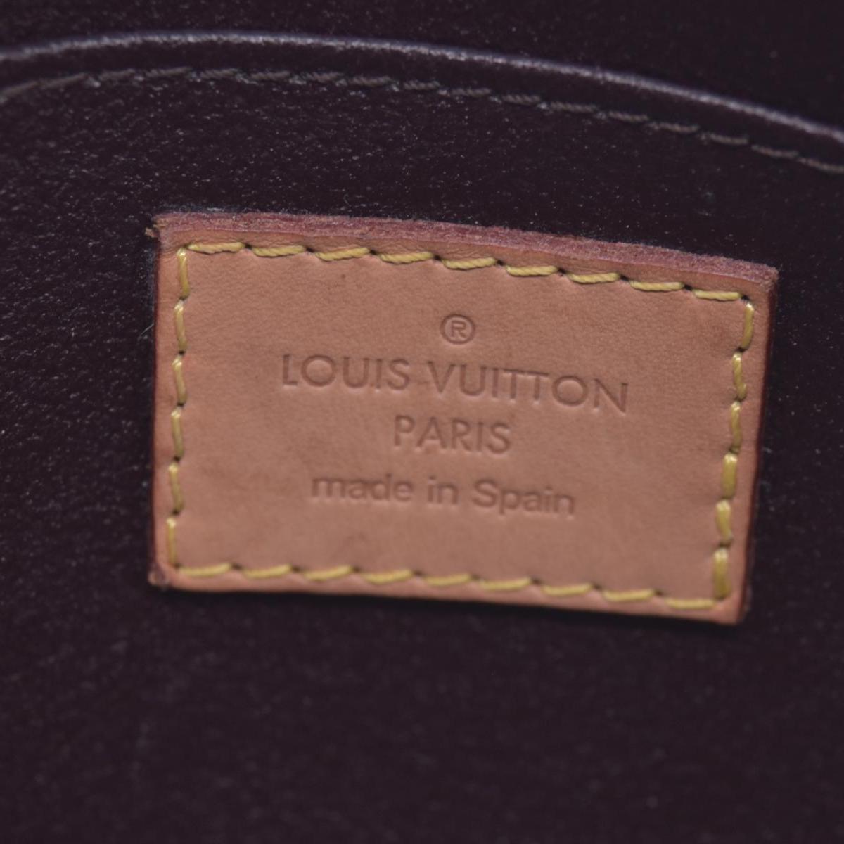 $540 Louis Vuitton Vernis Cosmetic Pouch Amarante CONSIGNMENT