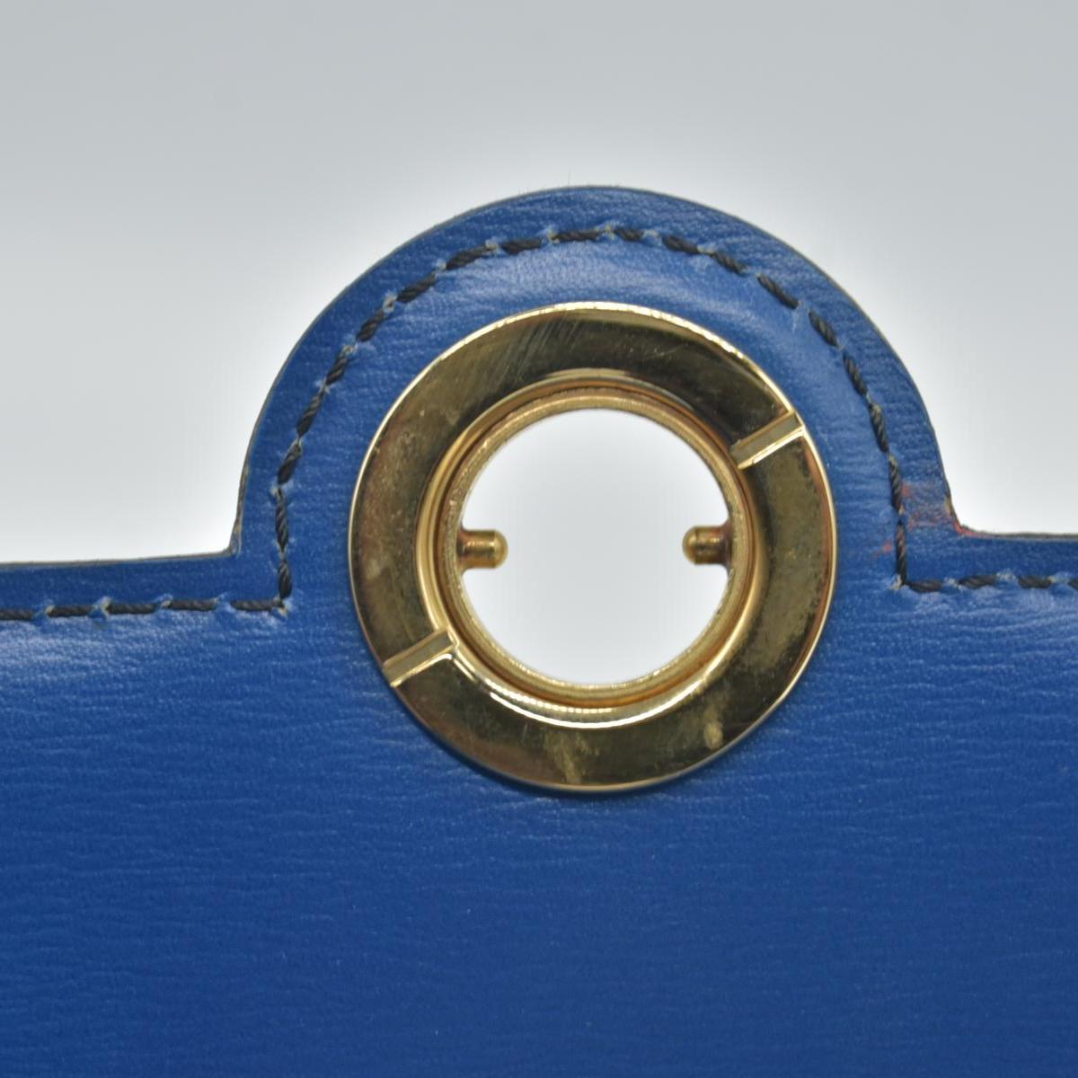$940 1991 Louis Vuitton Epi leather Arche Clutch Toledo MI0931