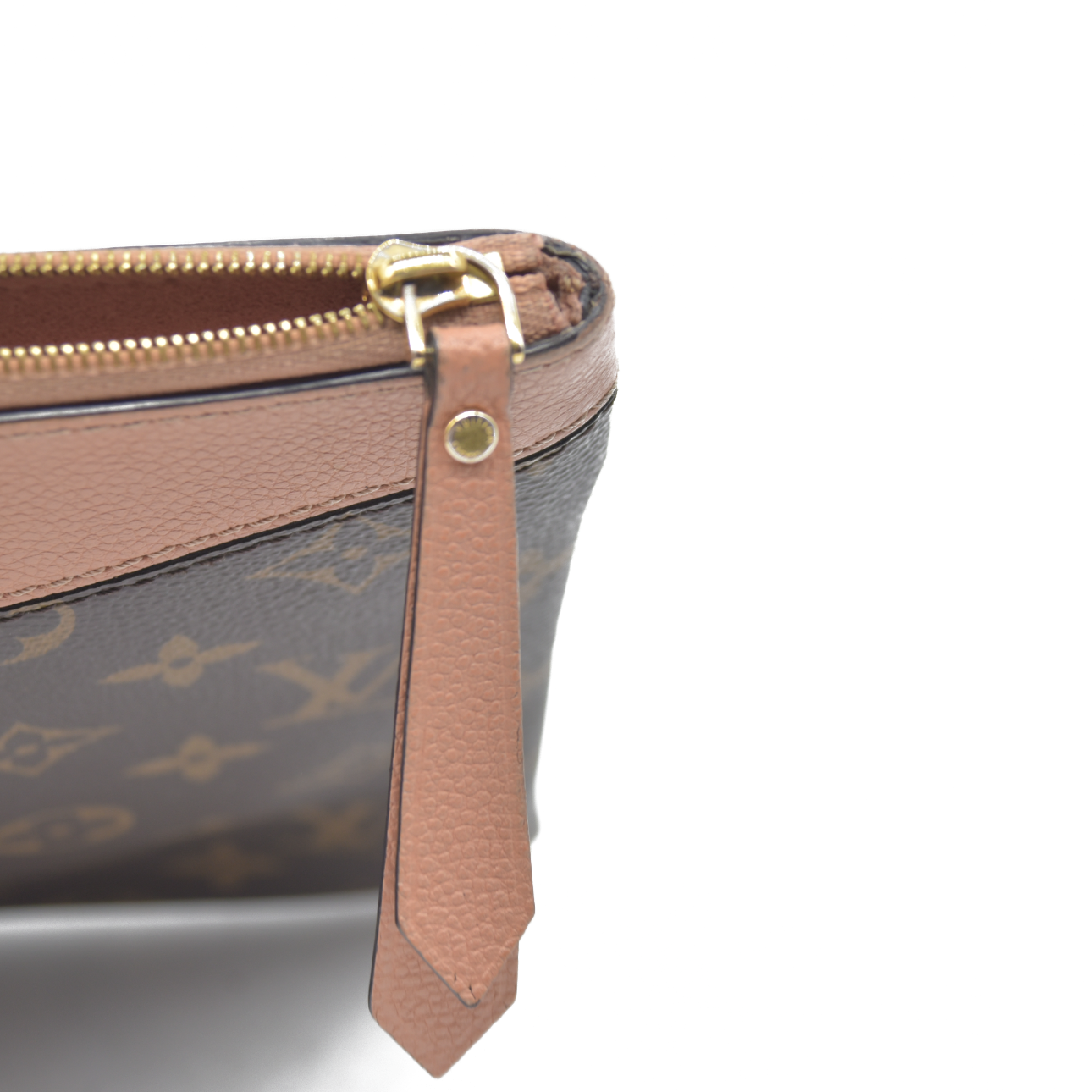 $760 Louis Vuitton Monogram Daily Pouch Rose Poudre TN0168 2018