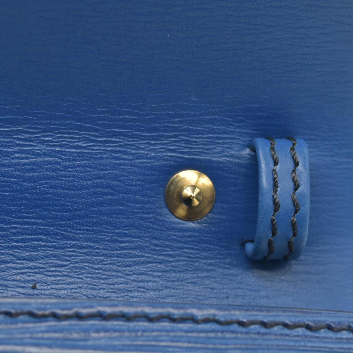 $940 1991 Louis Vuitton Epi leather Arche Clutch Toledo MI0931