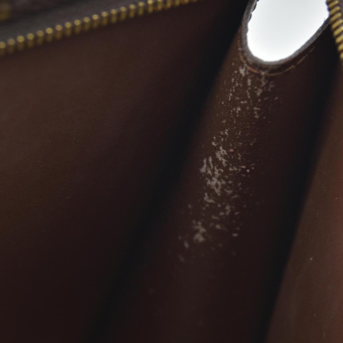 Louis Vuitton Monogram Poche Toiletry 26 Clutch Bag