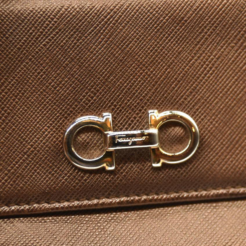 Ferragamo Gancini Bifold wallet