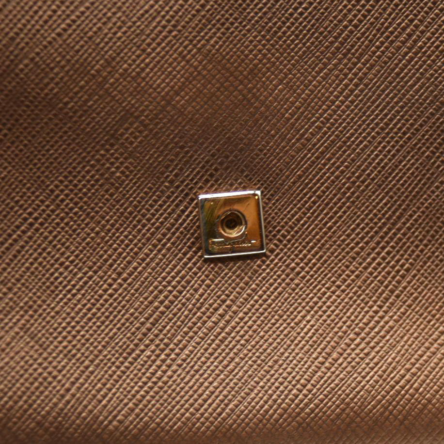 Ferragamo Gancini Bifold wallet