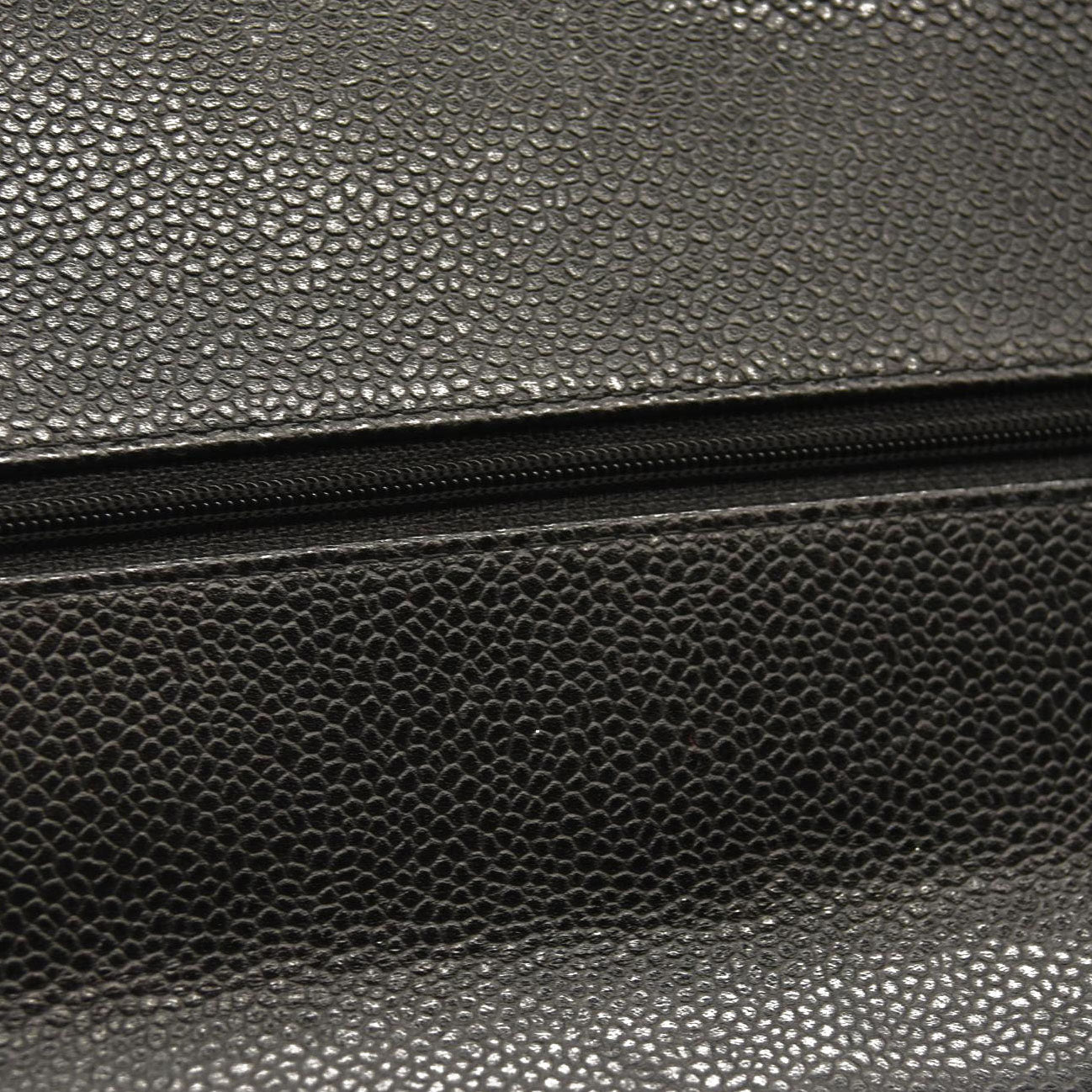 CHANEL Caviar Quilted Jumbo Double Flap Black  20*