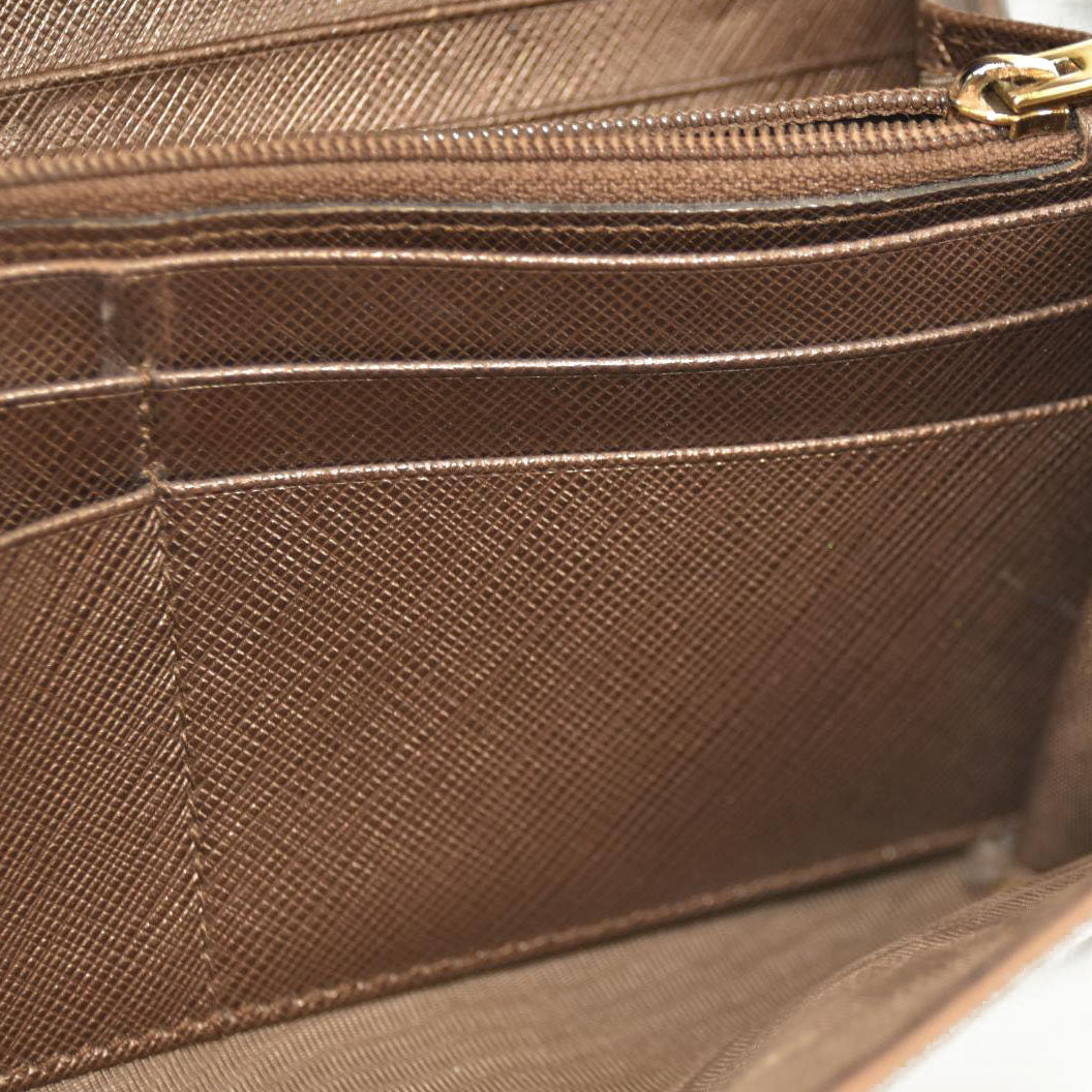 Ferragamo Gancini Bifold wallet