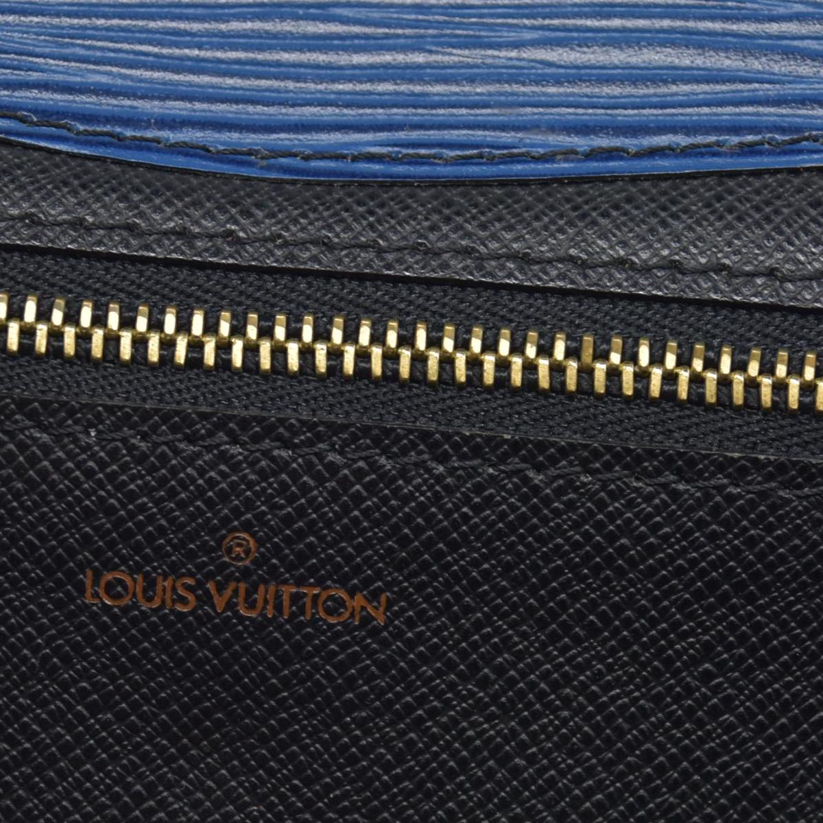 $880 1990 Louis Vuitton Epi Montaigne Blue Clutch Bag Pouch