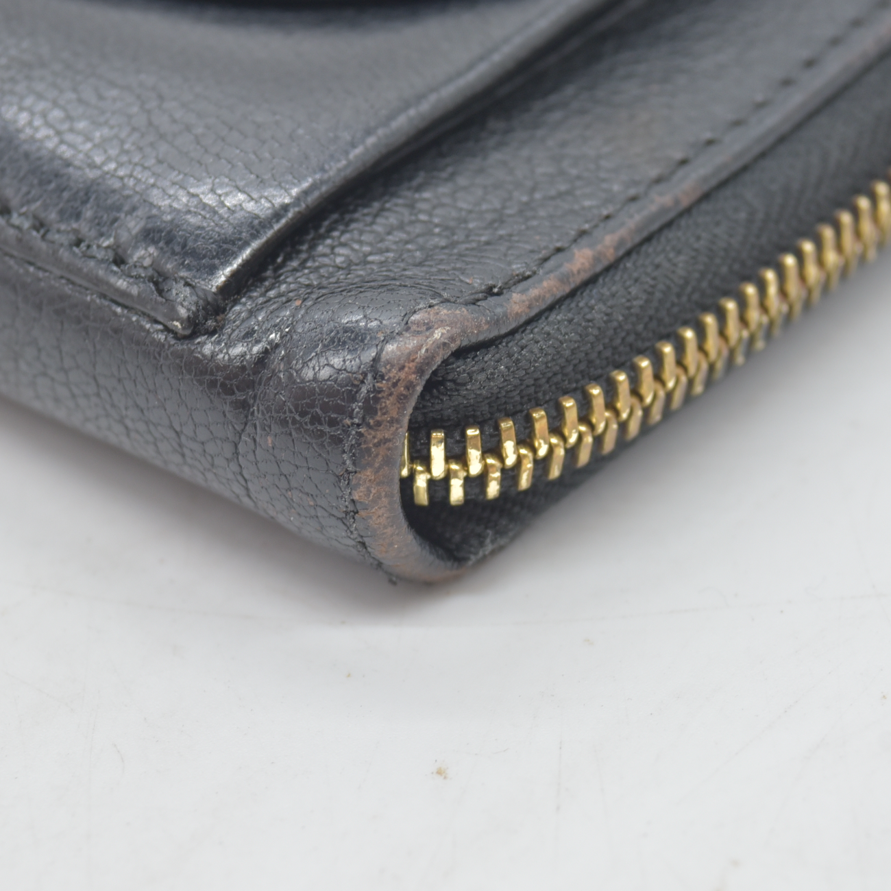 Chloe Lily Leather Zip Around Long Wallet Purse Black