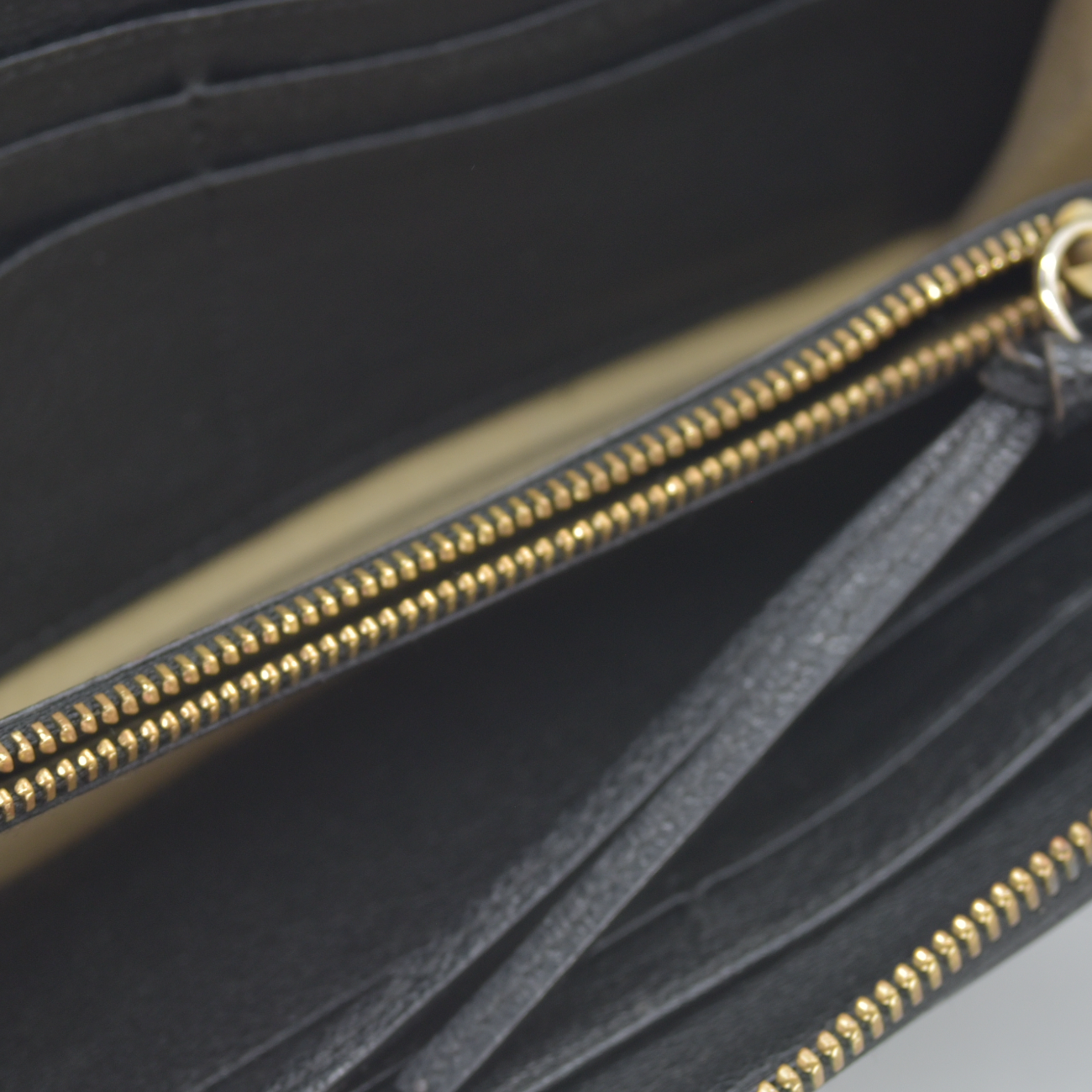 Chloe Lily Leather Zip Around Long Wallet Purse Black