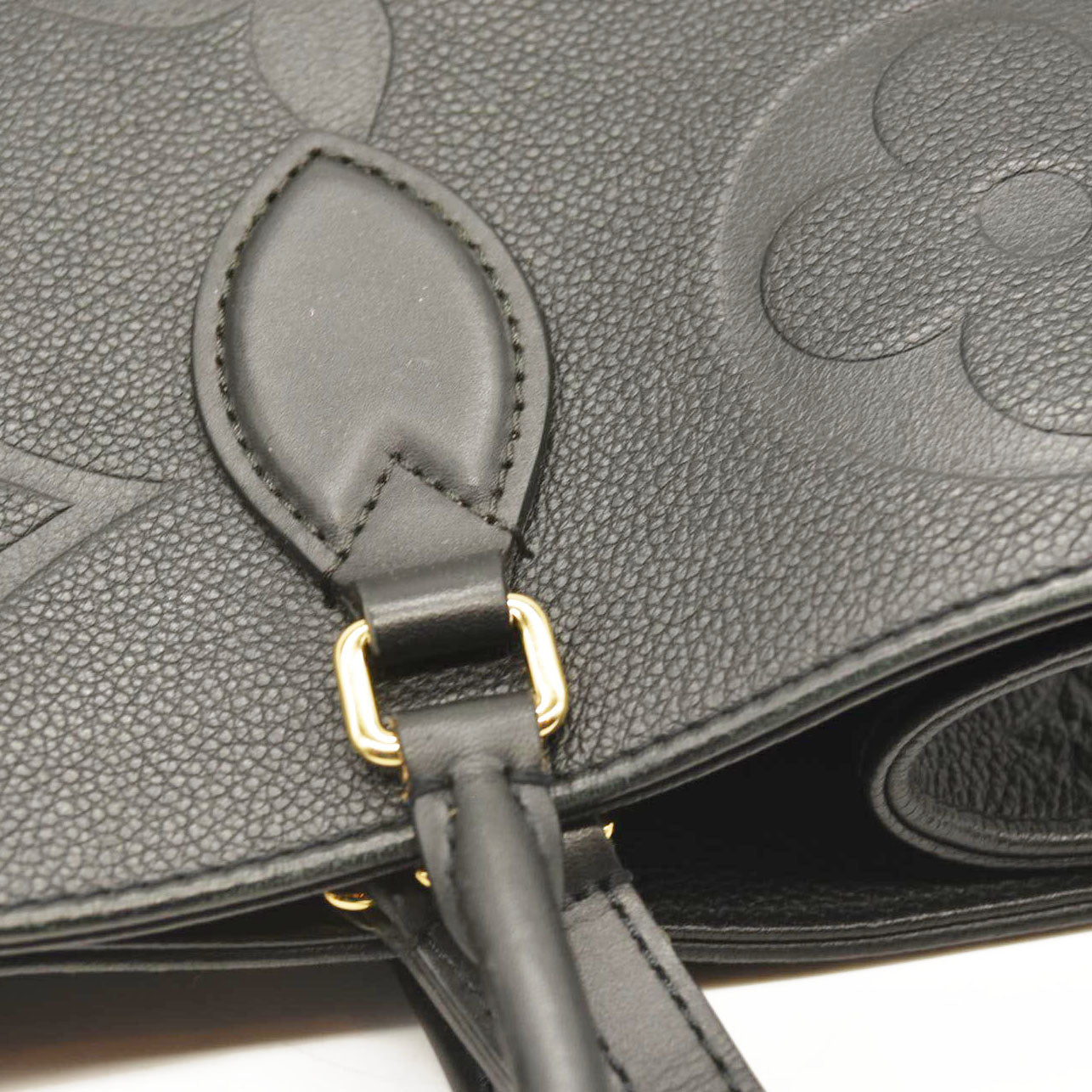 LOUIS VUITTON Empreinte Monogram Giant Onthego GM Black