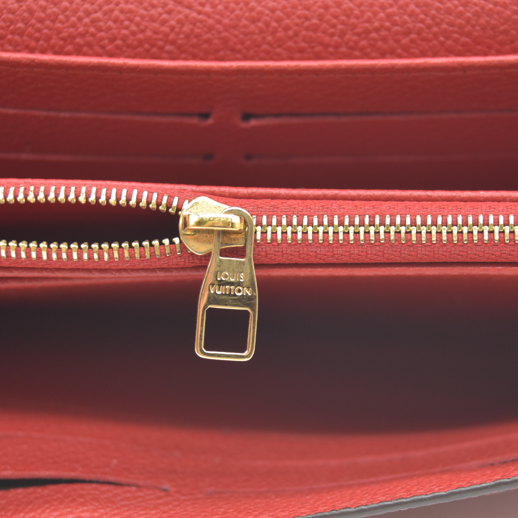 AUCTION $1030 Louis Vuitton  Empreinte Sarah Wallet NM Red Scarlet CA4167