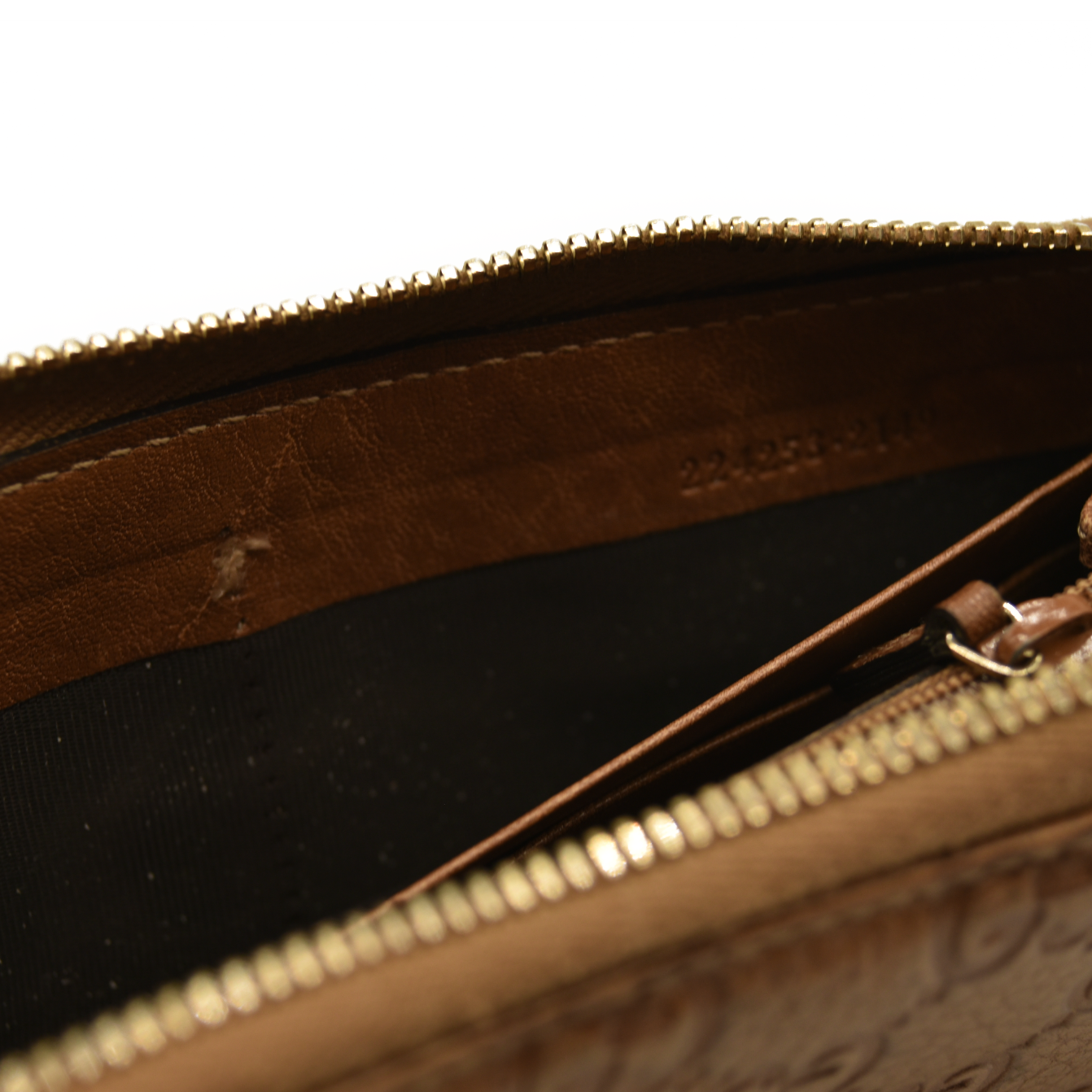 Gucci  Guccissima Bamboo Tassel Zip Around Wallet Light Brown