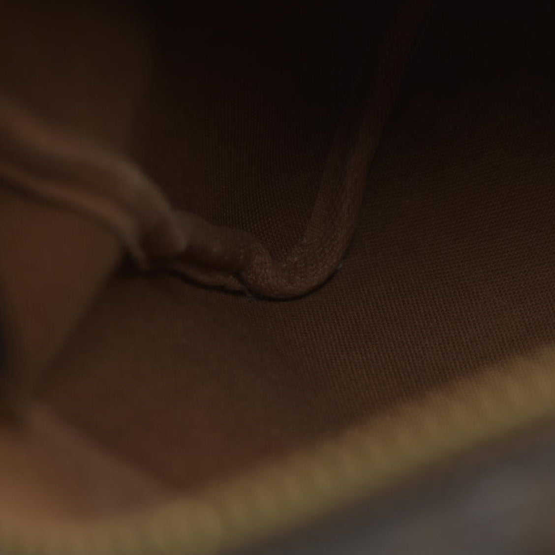 $1550 Louis Vuitton Speedy 25 SP0030 2000