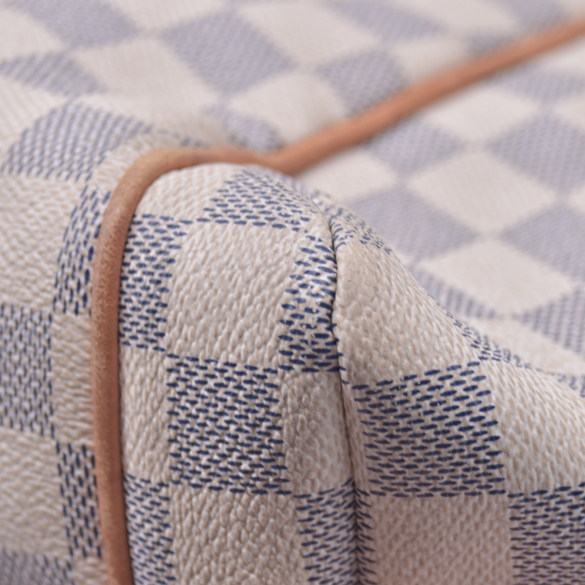 $1430 2012 Louis Vuitton Damier Azur Totally MM Shoulder Tote Bag MB0152
