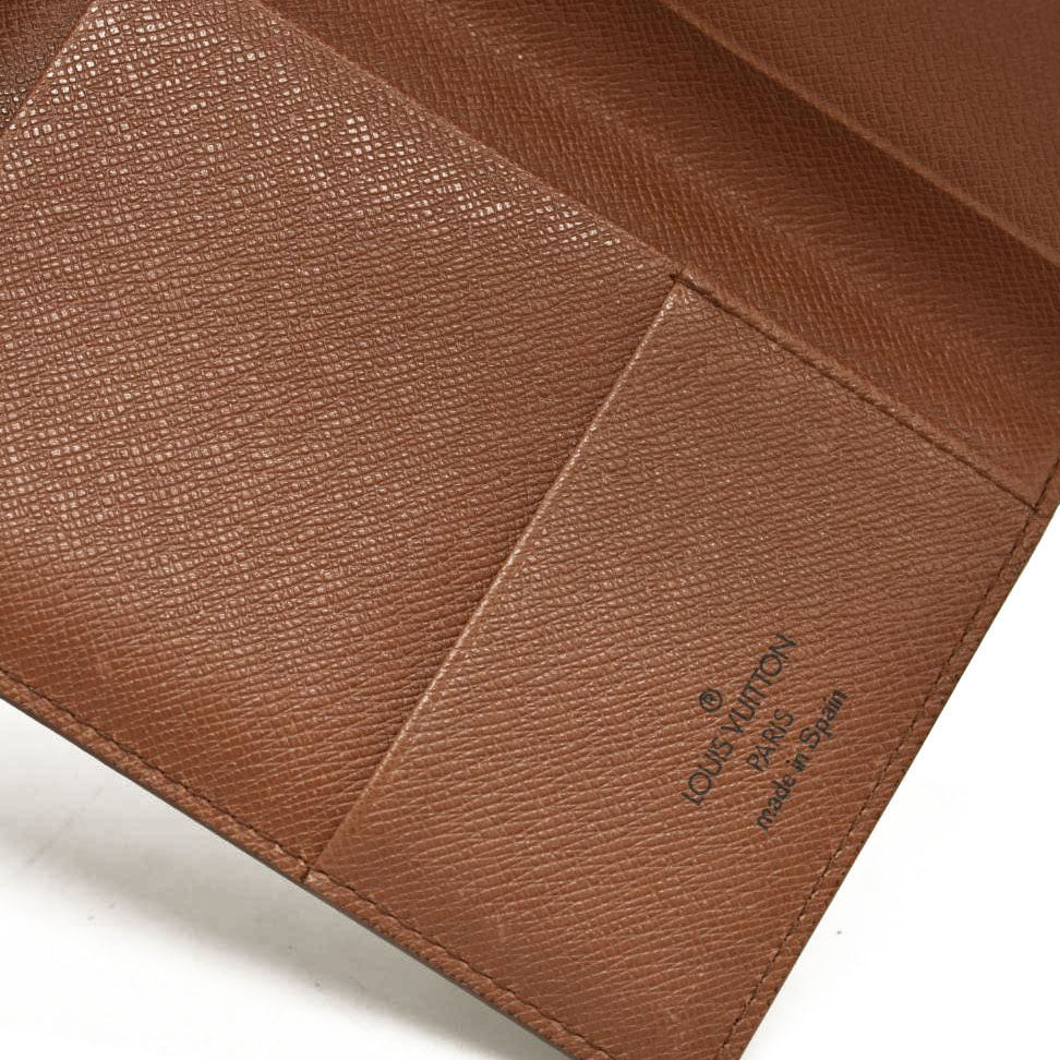 LOUIS VUITTON  Monogram Passport Cover Wallet  CA1925